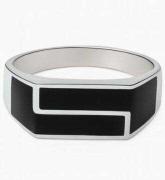 ELEGENT SILVER RING