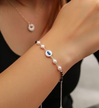 Elegent Silver Bracelet