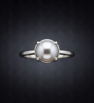 ELEGENT SILVER RING