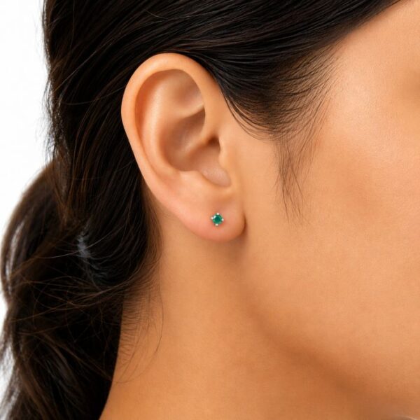 GREEN STUDS (1) GREEN STUDS (1)