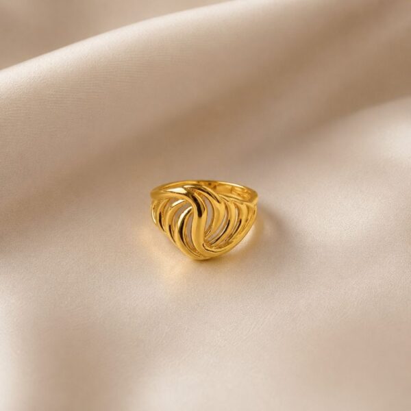 RING FOR GOLD POLISH (10)