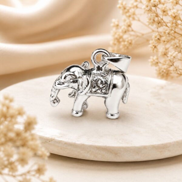 ELEPHANT LOCKET (2) ELEPHANT LOCKET (2)