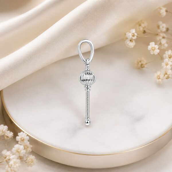 locket (4) locket (4)