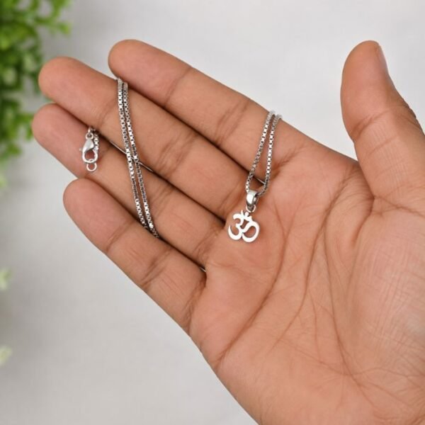 silver chain pendant (4) silver chain pendant (4)