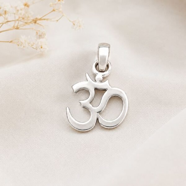 silver om pendant (1)