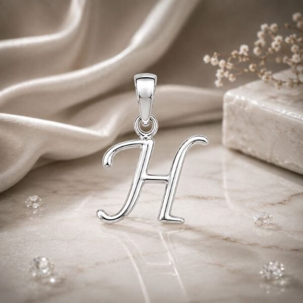 925 Sterling Silver Letter H Pendant
